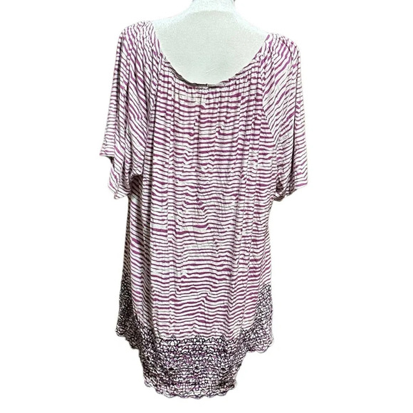 Fever women's 1X striped blouse with embroidered bottom - Picture 3 of 4